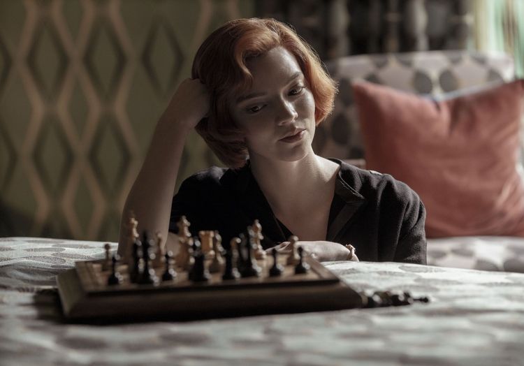 « Le Jeu de la Dame » : la mini-série Netflix est-elle inspirée de la joueuse Judit Polgár ?