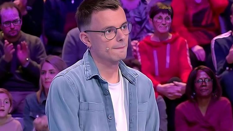 Emilien, embarrassé : cette question de Léa Salamé sur sa compagne qui ne passe pas, "Mais arrêtez..."