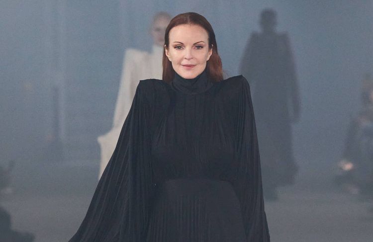 Au défilé Vetements, Marcia Cross (Desperate Housewives) a enflammé le podium