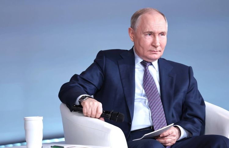 Comment la Russie de Poutine met la pression pour faire remonter la natalité