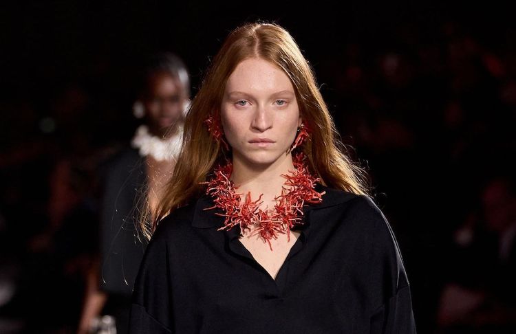 Ce collier est celui que l’on emportera dans nos valises cet été