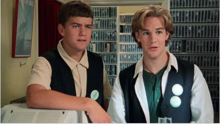 "Un partenaire exceptionnel" : Joshua Jackson rend hommage à James Van Beek, son BFF dans Dawson