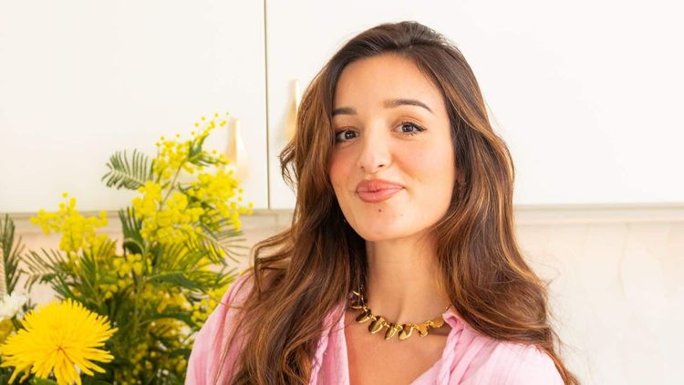 "On se retrouvera là-haut avec une…" : Loulou Kitchen rend un tendre hommage à sa grand-mère disparue trop tôt