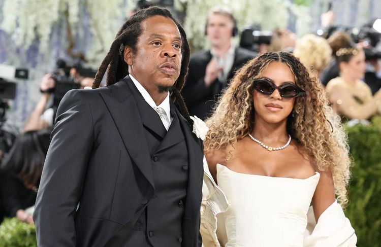 Sans Beyoncé, Jay-Z et sa fille Blue Ivy s’offrent une sortie en duo à New York