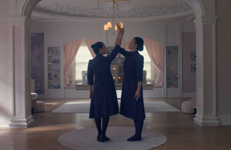 « La Servante écarlate » découvrez le spin-off « The Testaments » sur Disney+ : date, intrigue et casting