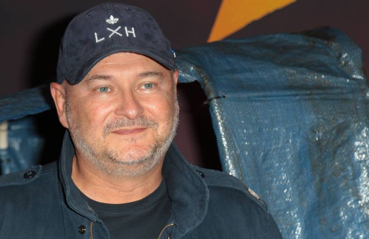 « Le mettre à l’antenne, c’est à vomir » : Sébastien Cauet, toujours accusé de viols, fait son retour à la radio