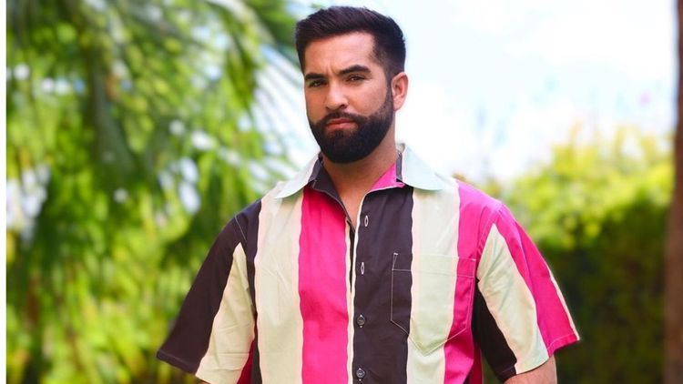 « Kendji ne m’a jamais fait de chantage au suicide » : la compagne du chanteur brise le silence