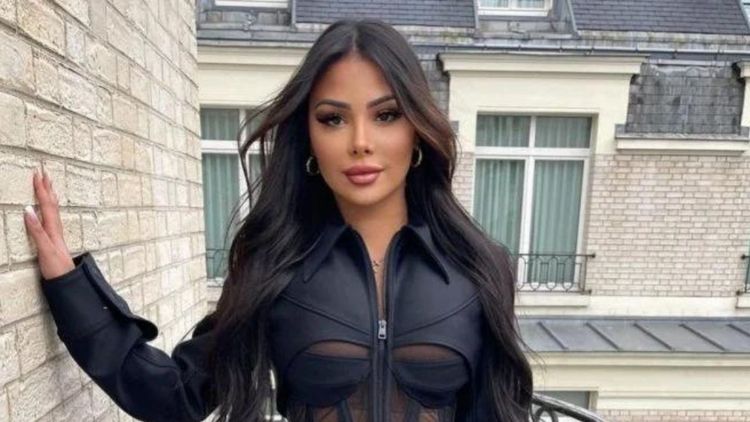 Maeva Ghennam, nue sur la toile, elle prend la parole : « J’arrive pas à m’en remettre »