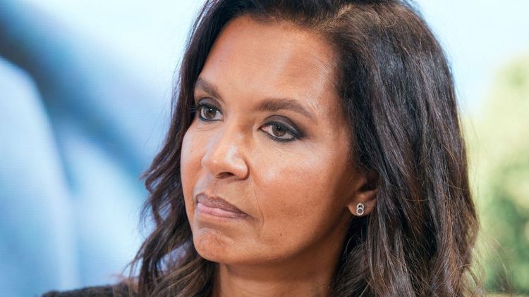 Karine Le Marchand évoque les candidats de L'amour est dans le pré : "Que des rustres…"