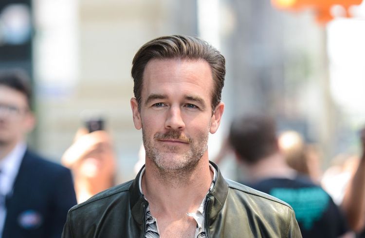 Mort de James Van Der Beek : les clichés poignants de ses derniers instants dévoilés par ses proches