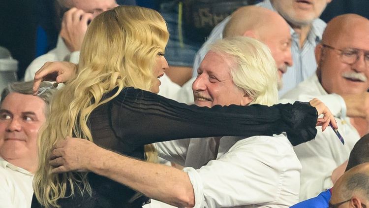 Patrick Sébastien sans pudeur à 71 ans, il s'exhibe avec sa "nouvelle maîtresse"