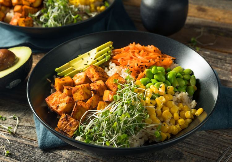 Fade, ennuyeux, triste, et si on apprenait plutôt comment bien cuisiner le tofu ?