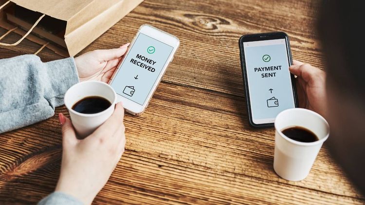 Virement instantané gratuit : les banques vont attendre le dernier moment !