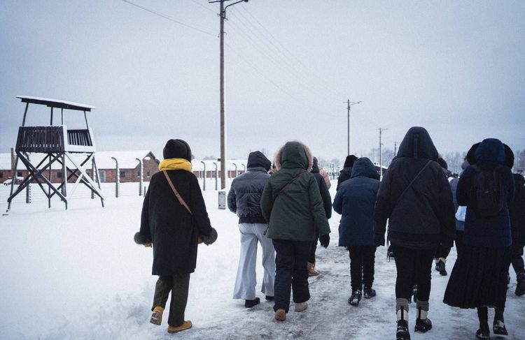 Récit d’une journée à Auschwitz-Birkenau avec 180 femmes de confessions différentes