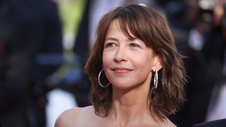Sophie Marceau : "ça a failli me tuer," devenue star très jeune, elle dévoile les mauvais souvenirs qu'elle en garde !