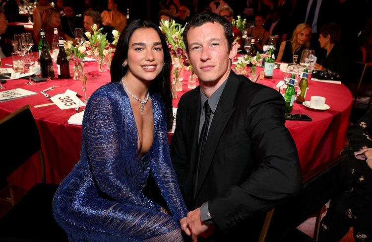 Dua Lipa et Callum Turner mariés : les clichés de leur lune de miel dévoilés