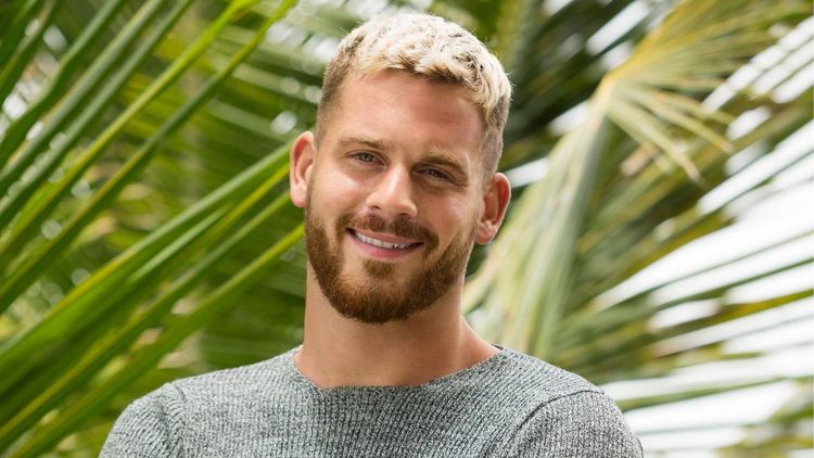 Raphaël Pépin : très amoureux de sa nouvelle chérie, une nouvelle vidéo dévoilée !