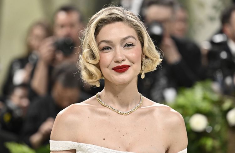 Gigi Hadid dévoile de tendres photos de sa fille Khai pour ses 4 ans