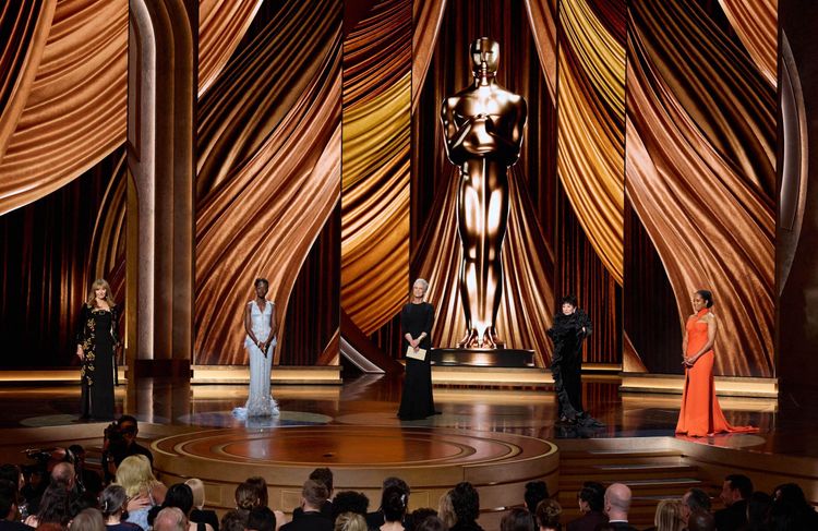 Un Oscar pour la France, un acteur nu sur scène… Les 7 moments des Oscars 2024