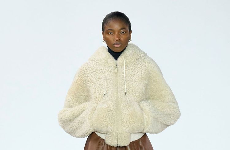 Laine ou polaire : quelle matière est plus efficace contre le froid ?
