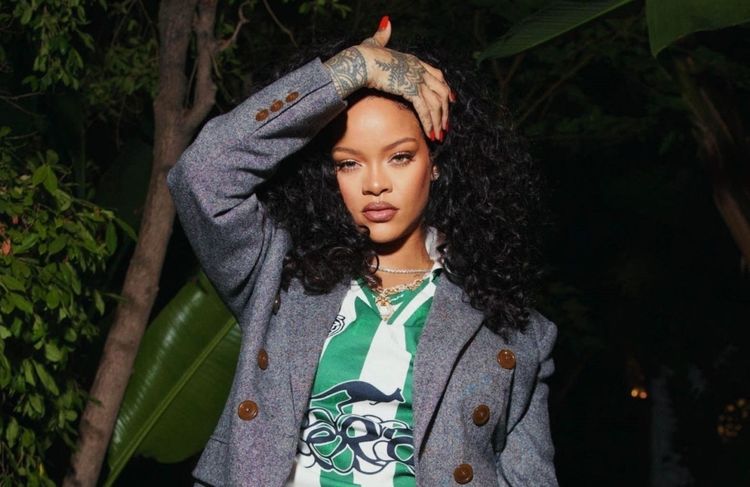 Rihanna coordonne son look à celui de ses fils pour Savage x Fenty