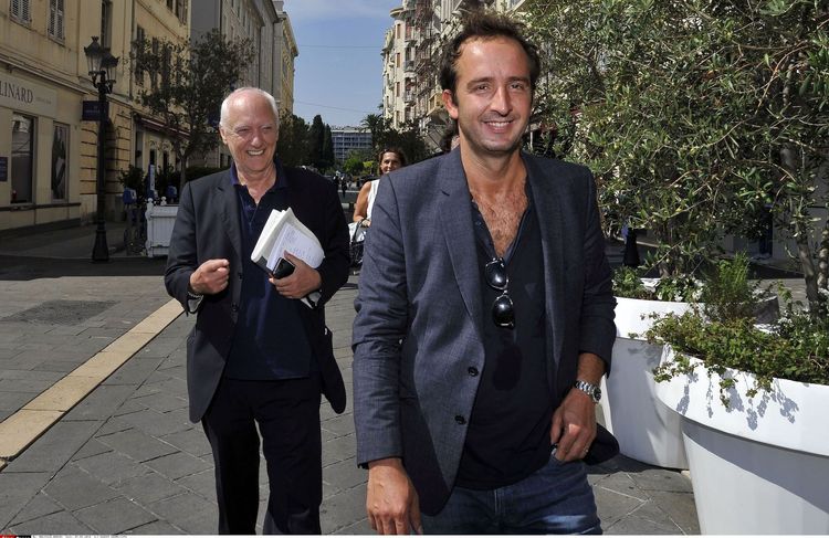 Cyrille Eldin, ex-présentateur du « Grand Journal », jugé pour violences psychologiques et menaces de mort