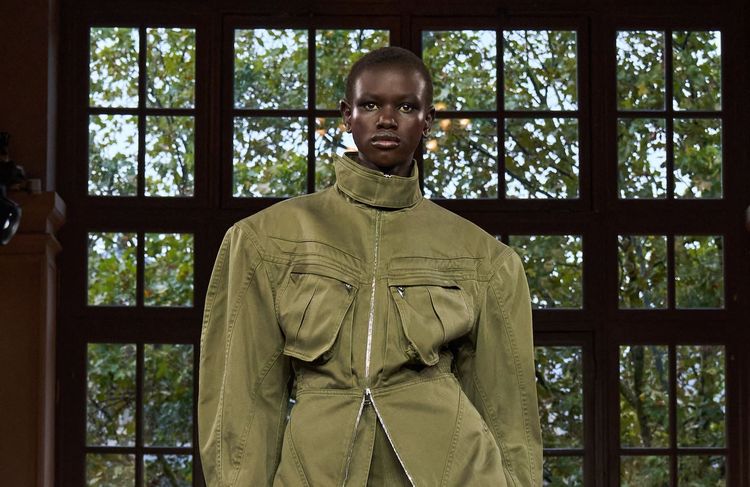 À la rentrée, cette veste utilitaire retrouve son charme d’antan
