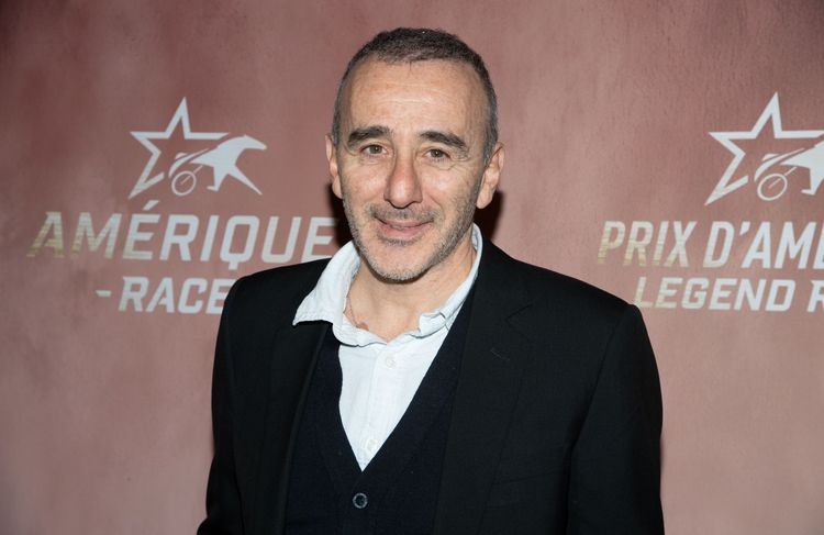 Élie Semoun bientôt père à 61 ans, il se confie : « Ce n'était pas prévu »