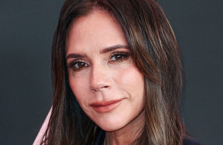 Anti-âge : Victoria Beckham raffole de ce collagène en poudre