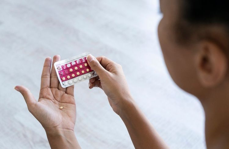 Pilules contraceptives : un léger surrisque de tumeurs au cerveau pour les femmes de plus de 45 ans