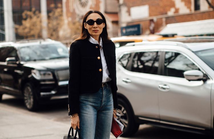 5 basiques à porter avec un jean pour un look élégant
