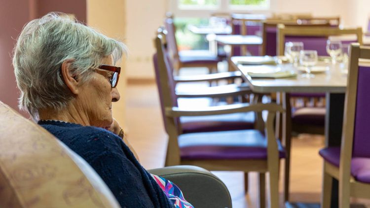 Ehpad : « Je paie la maison de retraite de ma mère. Puis-je profiter de la réduction d'impôts ? »