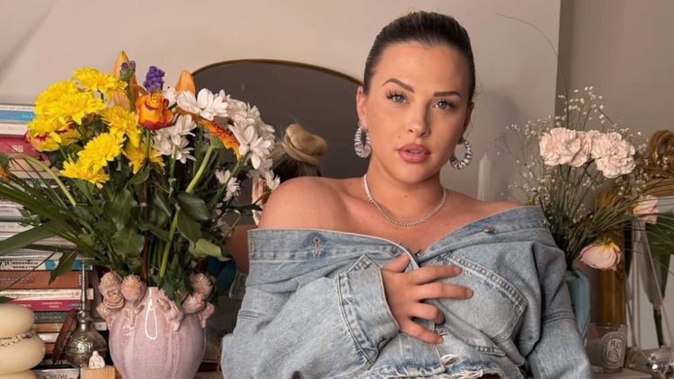 Kelly Vedovelli : "2 mois alitée", elle fait de rares confidences sur sa grossesse difficile !