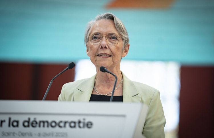 Élisabeth Borne fait marche arrière sur l'orientation dès la maternelle… et insiste sur l’égalité des genres dans les choix d’orientation