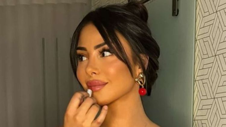 Maeva Ghennam : en couple et prête à montrer le visage de son chéri ? Elle fait une grande annonce, regardez !
