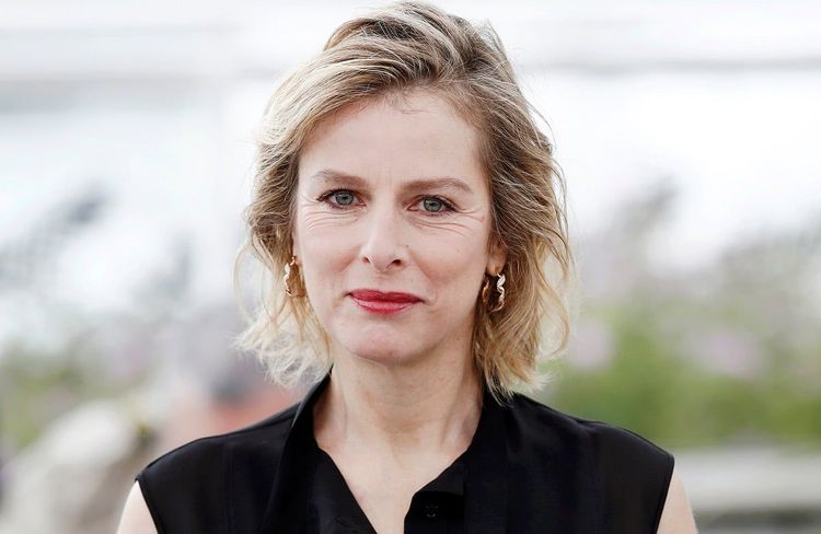 Karin Viard, à 60 ans : "On m'a demandé de me déshabiller", son coup de gueule face au patriarcat