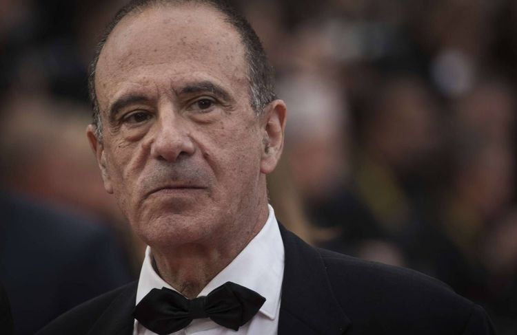 Affaire Gérard Miller : une femme accuse le psychanalyste de viol sur mineure et dénonce la lenteur de la justice