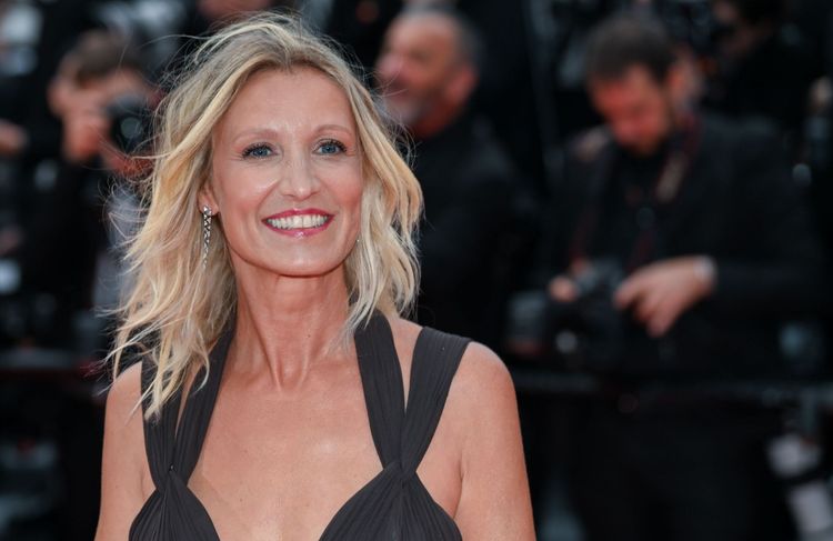 « C’était l’enfer » : Alexandra Lamy revient sur la médiatisation de son couple avec Jean Dujardin