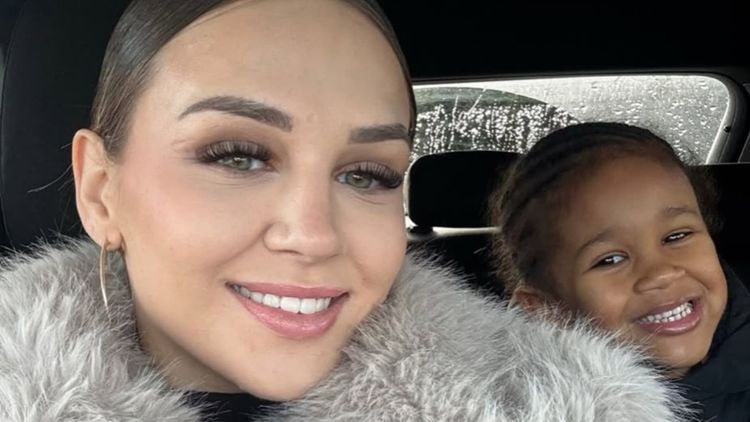 Camille Froment : une vidéo de l'influenceuse avec sa fille devient virale !