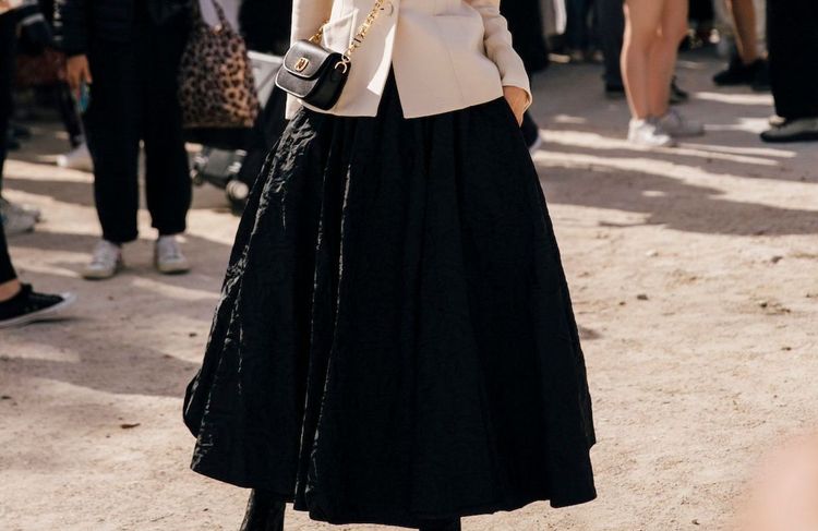 La jupe A-line : l'option idéale pour un look raffiné et décontracté