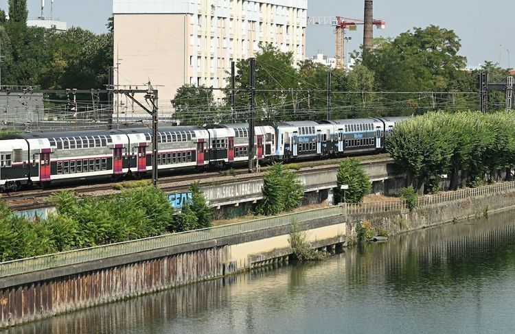 Cadavres dans la Seine : Stop homophobie se constitue partie civile, « il ne s'agit pas d'un fait divers »