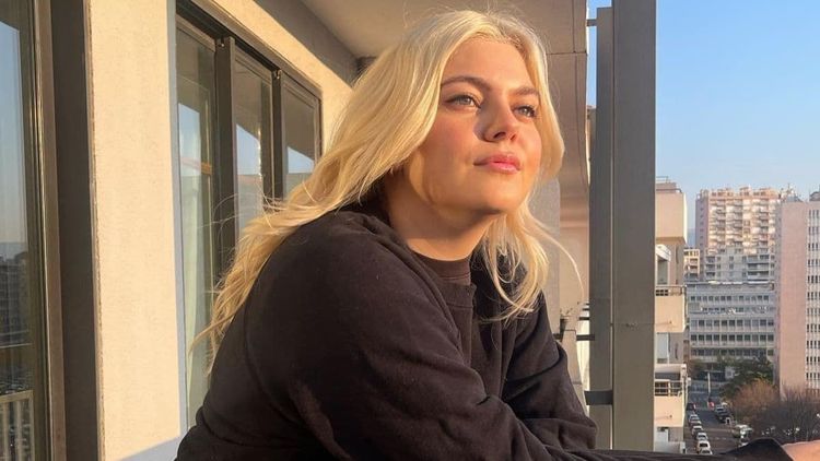 Louane se confie sur sa chanson choisie pour l'Eurovision : "C'est un instant"
