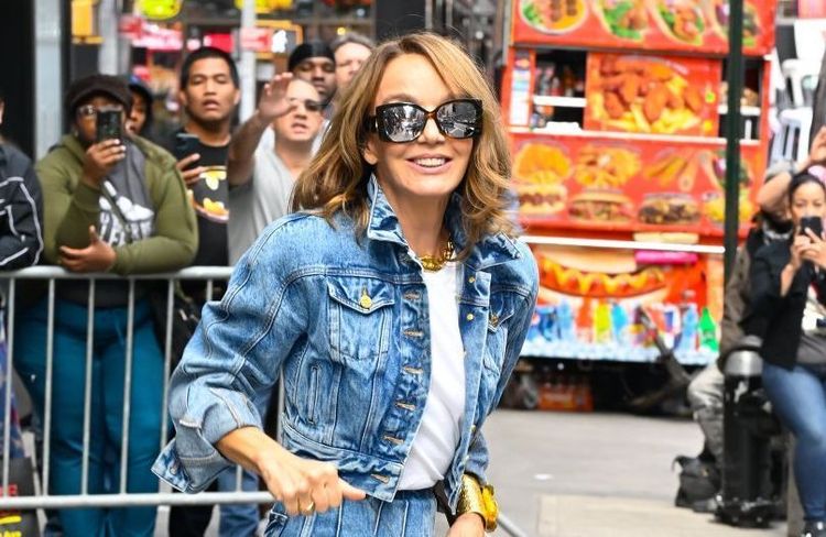 Philippine Leroy-Beaulieu : sa manière chic et décontractée de porter le total look jean nous inspire