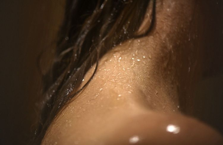 Cheveux : l’erreur à éviter absolument avec son masque