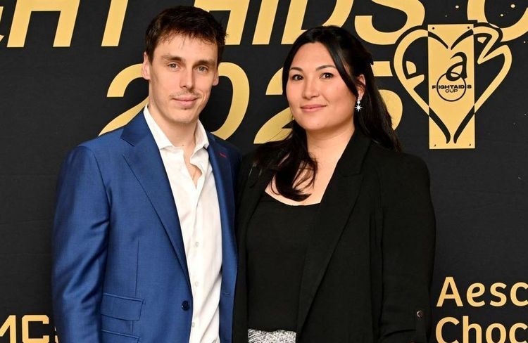 Louis et Marie Ducruet déguisés avec leurs filles Constance et Victoire : ce tendre cliché dévoilé