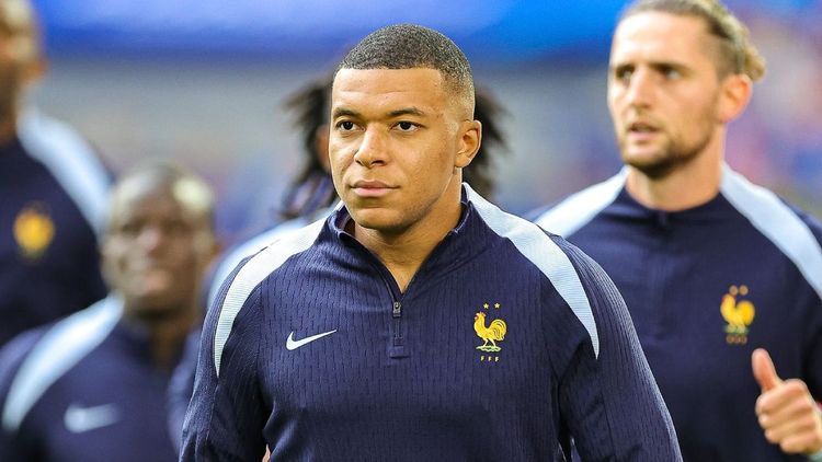 Kylian Mbappé l'avoue à l'âge de 25 ans : "Les filles, ce n'est pas ma...