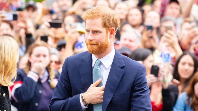 Tensions royales : Charles III et William refusent de voir Harry à Londres !