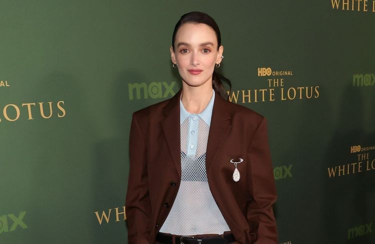 Charlotte Le Bon se livre sur son passé dans le mannequinat, « isolant et déshumanisant »