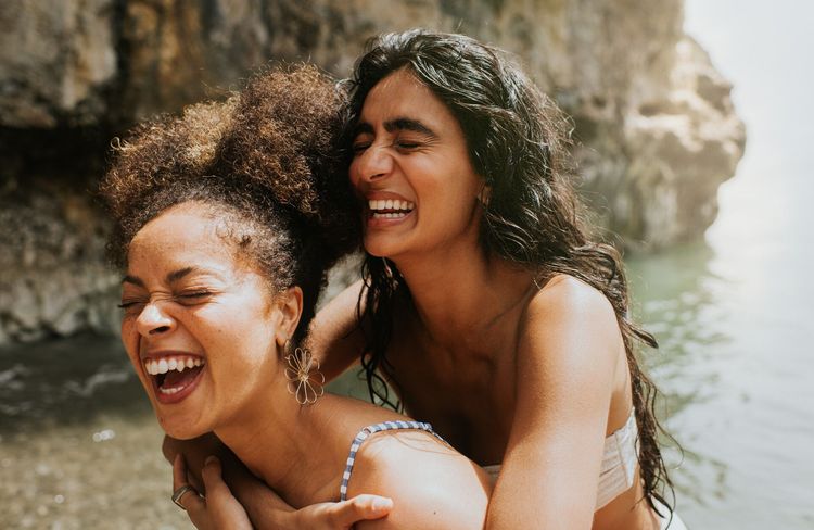 Pourquoi changer de maquillage en vacances permet de mieux déconnecter ?
