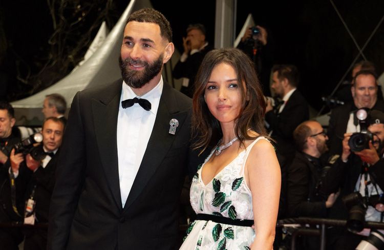 Karim Benzema dévoile une rare photo avec sa femme Lyna Khoudri